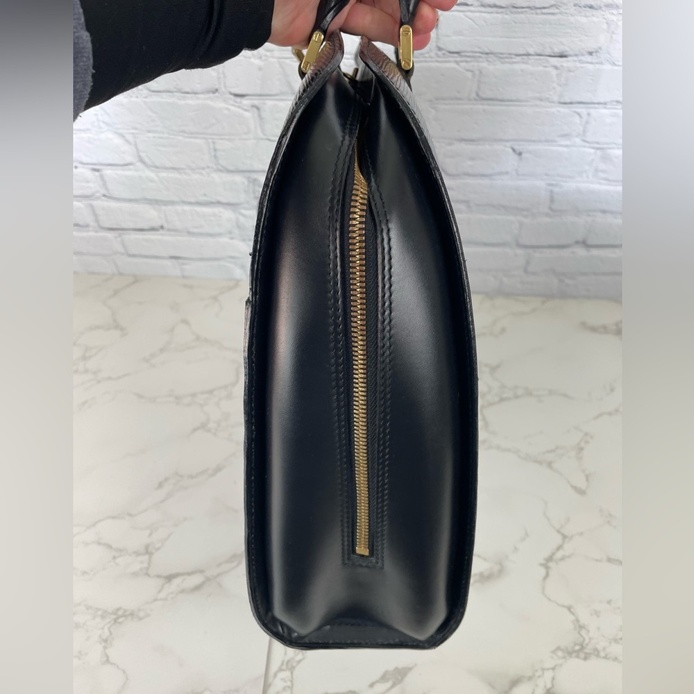 ❗️SOLD❗️Louis Vuitton Sorbonne Briefcase Bag in Black Epi Leather - Picture 5 of 9